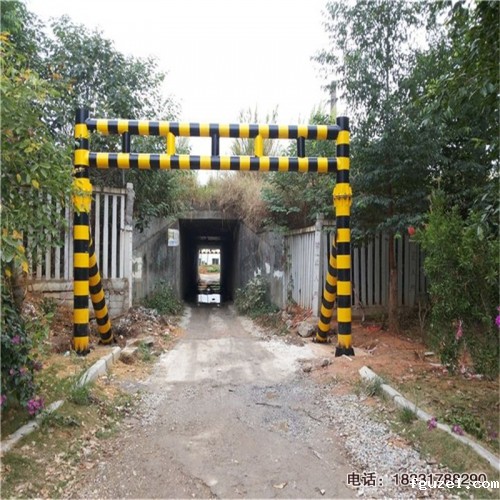 G2新京沪公路限高门架安装